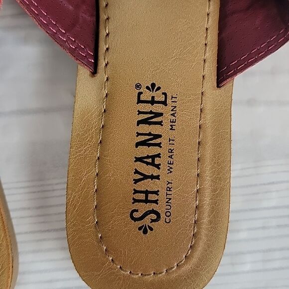 Shyanne slide sandal flats in country red Women's Size 8 - Picture 6 of 8
